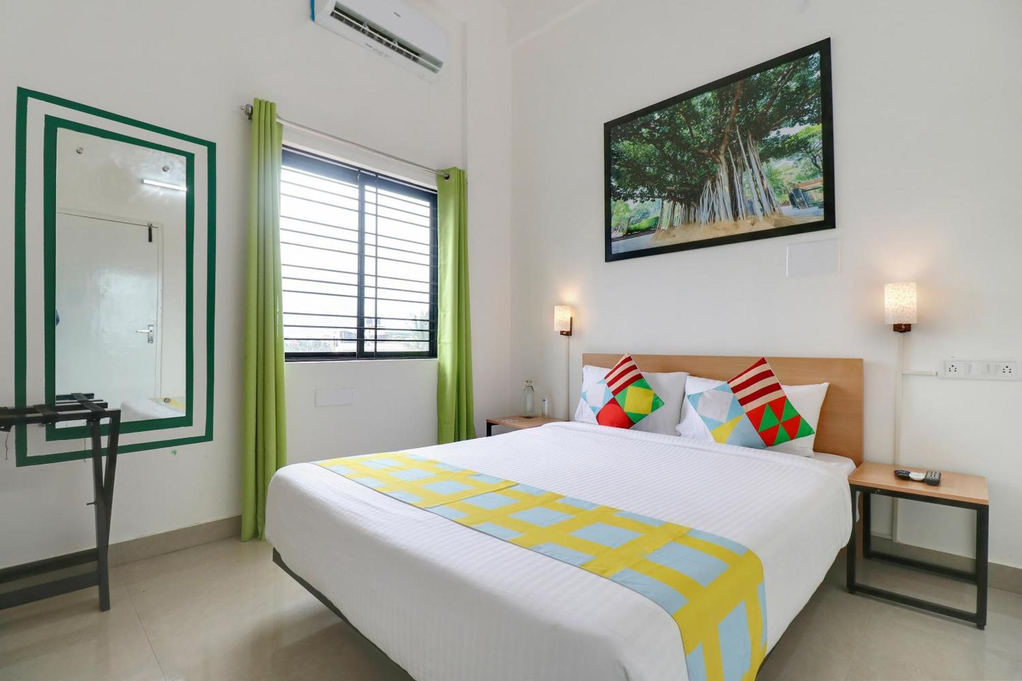 Hotel O Leva Homes Near Baiyappanahalli Metro Station バンガロール エクステリア 写真